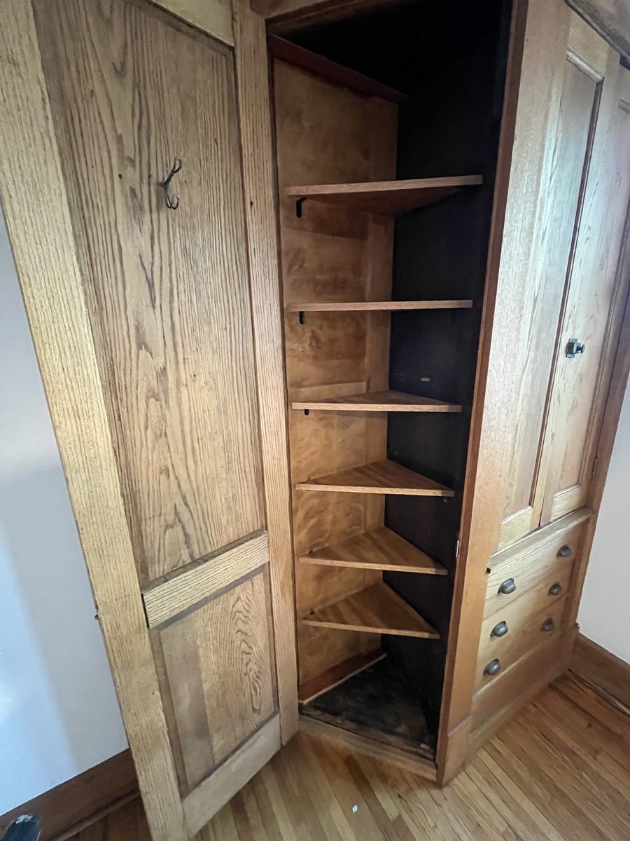 Original oak cabinet shelving before restoration Mac-Groveland Saint Paul - JAM Custom Carpentry